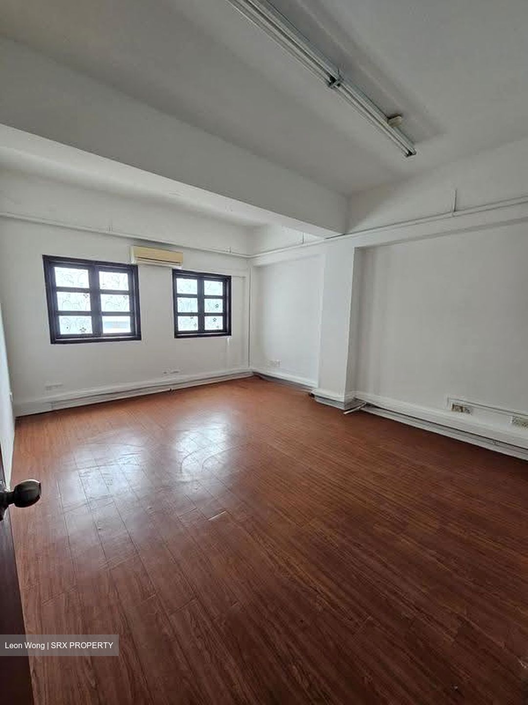 Guillemard Road (D14), Office #617595481